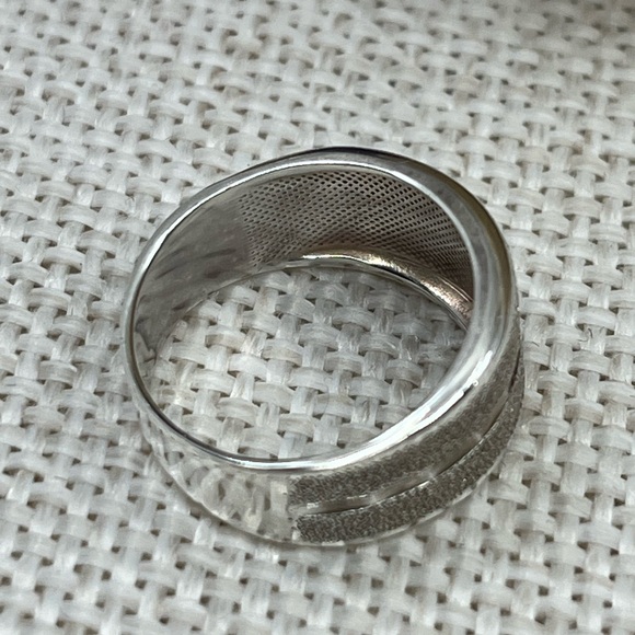 Vintage .999 Fine Silver Textured Band Ring – Size 5.75, Made in Costa Rica - Picture 7 of 16